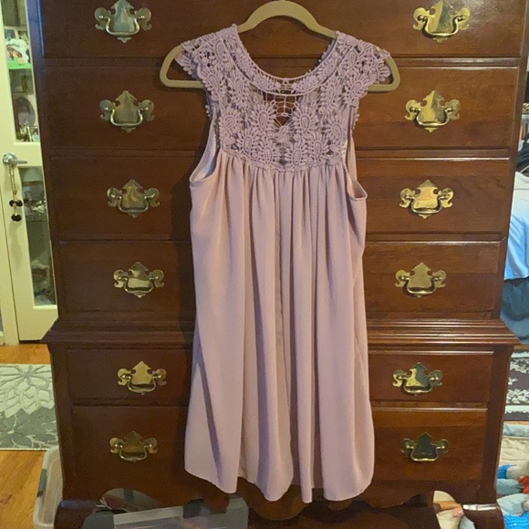 Ladies top - Picture 2 of 2